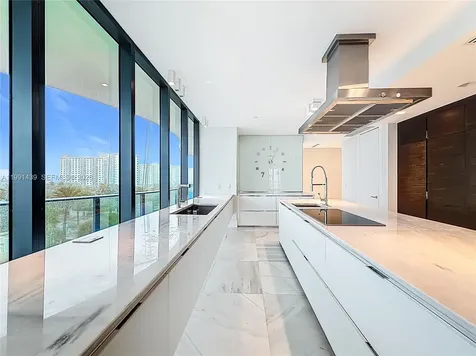 19575 Collins Avenue Sunny Isles Beach FL 33160