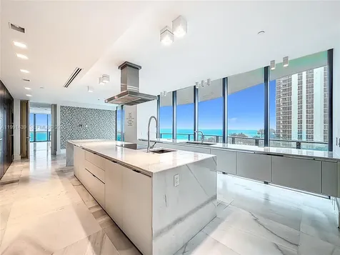 19575 Collins Avenue Sunny Isles Beach FL 33160