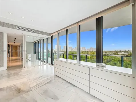 19575 Collins Avenue Sunny Isles Beach FL 33160