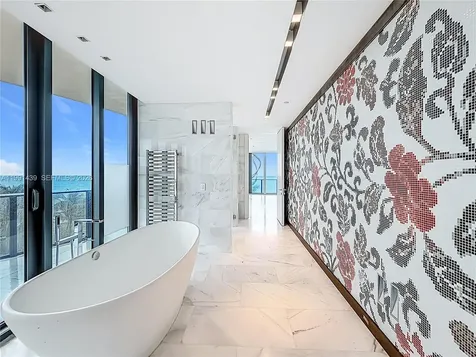19575 Collins Avenue Sunny Isles Beach FL 33160