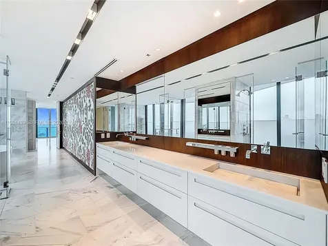 19575 Collins Avenue Sunny Isles Beach FL 33160