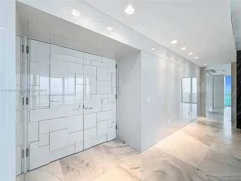 19575 Collins Avenue Sunny Isles Beach FL 33160