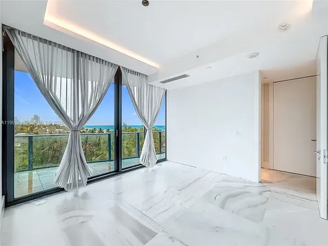 19575 Collins Avenue Sunny Isles Beach FL 33160