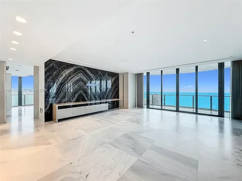 19575 Collins Avenue Sunny Isles Beach FL 33160