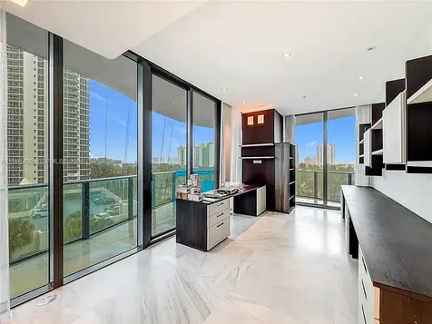 19575 Collins Avenue Sunny Isles Beach FL 33160