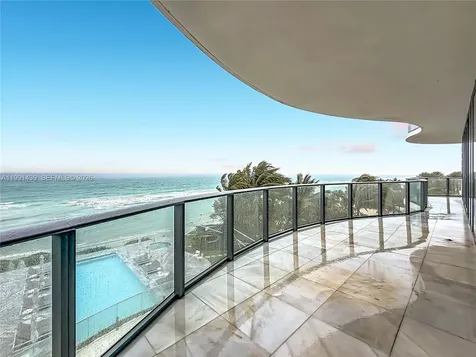19575 Collins Avenue Sunny Isles Beach FL 33160