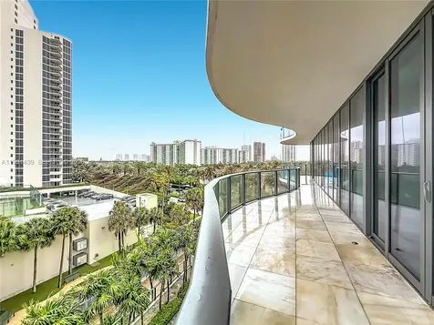 19575 Collins Avenue Sunny Isles Beach FL 33160