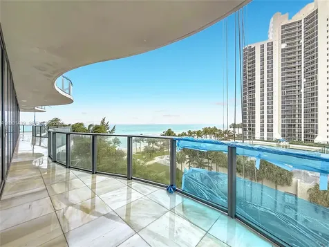 19575 Collins Avenue Sunny Isles Beach FL 33160