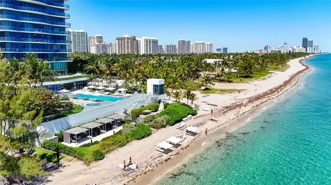19575 Collins Avenue Sunny Isles Beach FL 33160