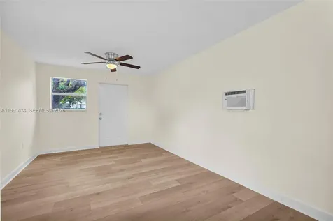 299 NW 43rd Street Miami FL 33127