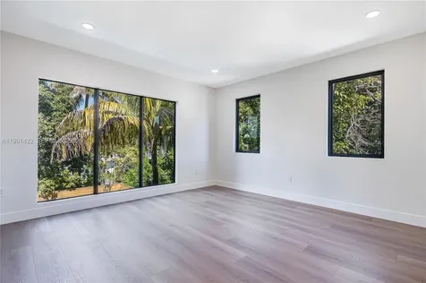 283 NW 52 Street Miami FL 33127