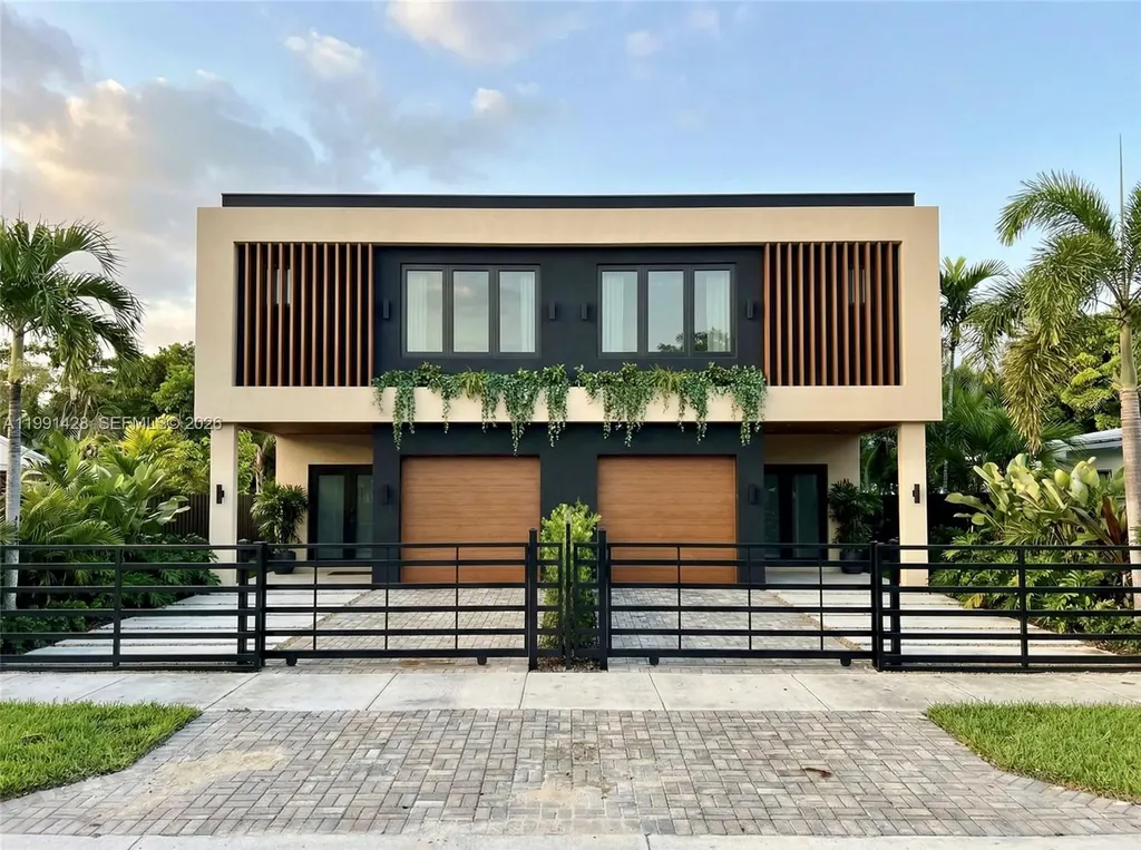 3021 SW 27th Street Miami FL 33133