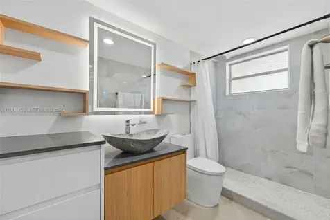 1750 W 46th Street Hialeah FL 33012