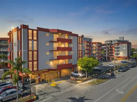 1750 W 46th Street Hialeah FL 33012