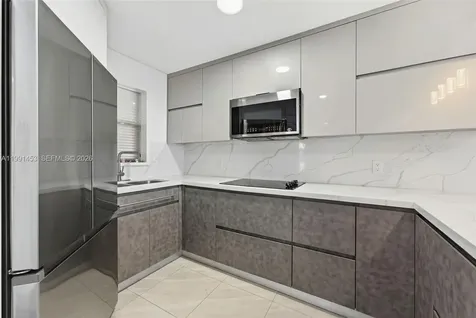1750 W 46th Street Hialeah FL 33012
