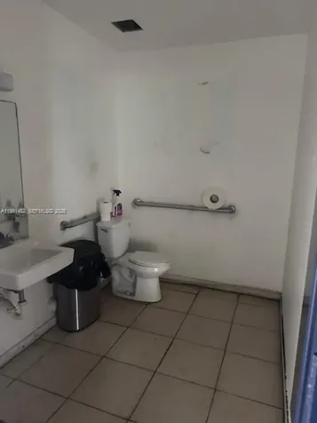 2802 W 3rd Avenue Hialeah FL 33010