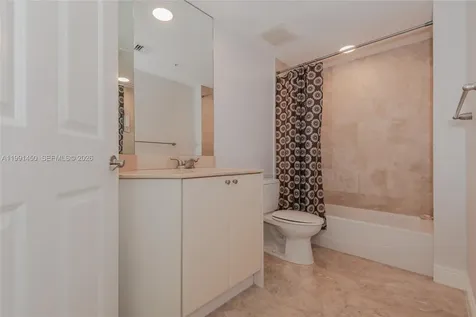 1755 E Hallandale Beach Boulevard Hallandale Beach FL 33009