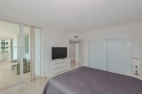 1755 E Hallandale Beach Boulevard Hallandale Beach FL 33009