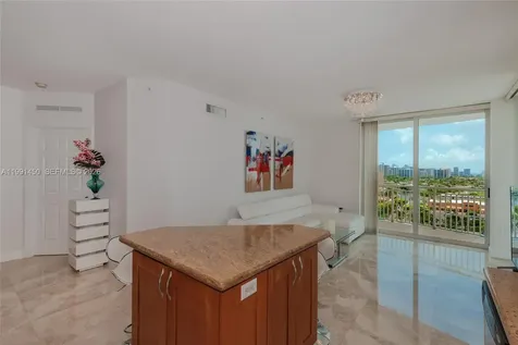 1755 E Hallandale Beach Boulevard Hallandale Beach FL 33009