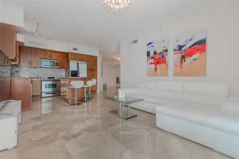 1755 E Hallandale Beach Boulevard Hallandale Beach FL 33009