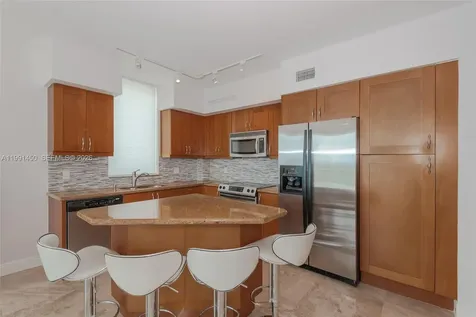1755 E Hallandale Beach Boulevard Hallandale Beach FL 33009