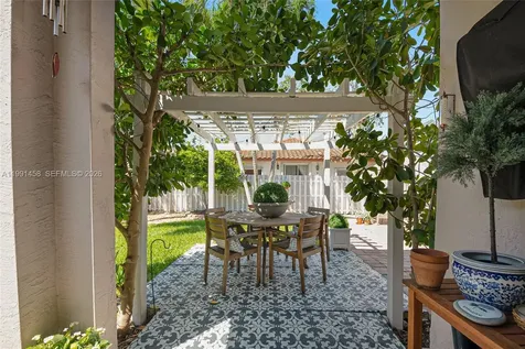 19237 NW 13th Street Pembroke Pines FL 33029