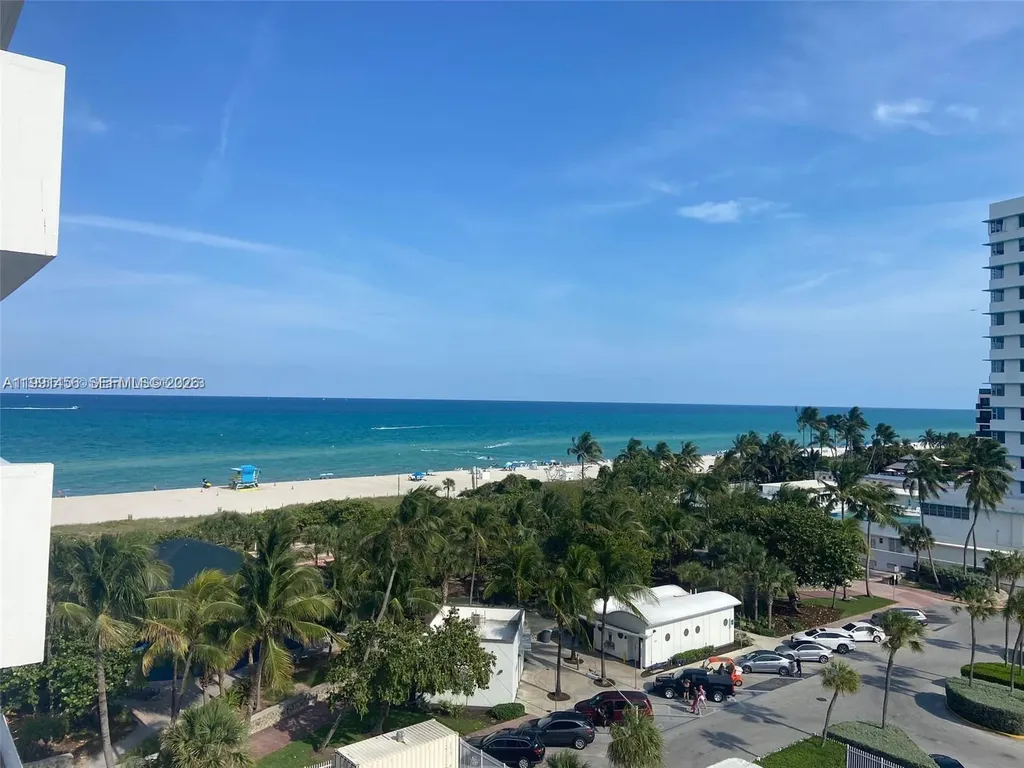 5313 Collins Avenue Miami Beach FL 33140