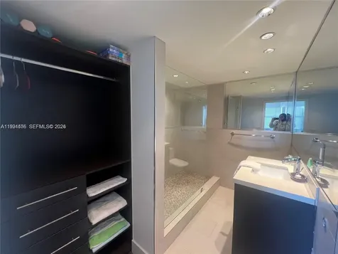 5313 Collins Avenue Miami Beach FL 33140