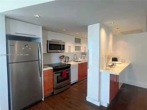 5313 Collins Avenue Miami Beach FL 33140