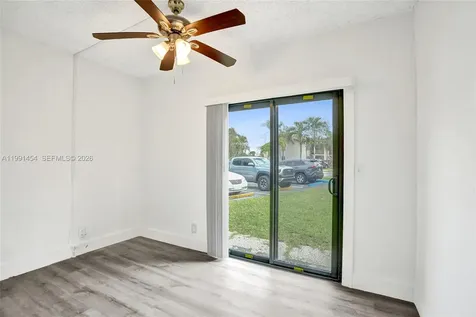 7951 Southgate Boulevard North Lauderdale FL 33068