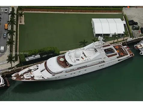 465 Brickell Avenue Miami FL 33131