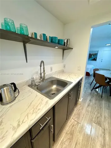 740 11th Street Miami Beach FL 33139