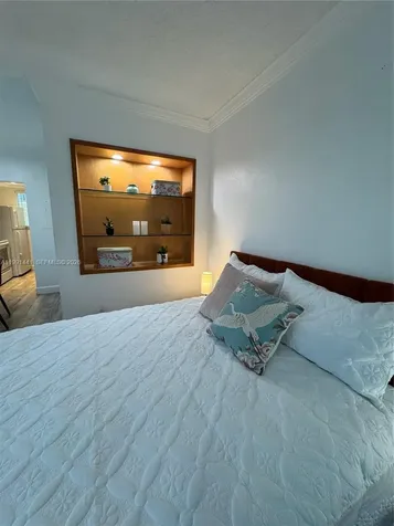740 11th Street Miami Beach FL 33139