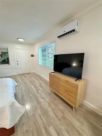 740 11th Street Miami Beach FL 33139