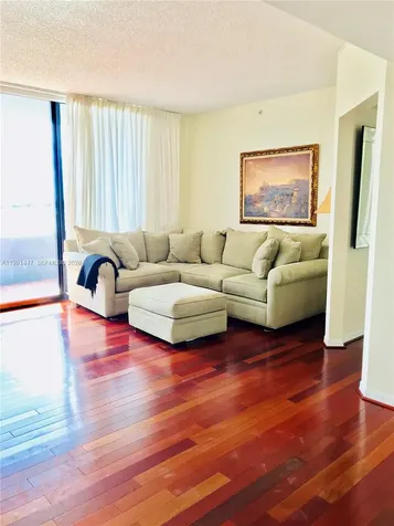 1330 West Avenue Miami Beach FL 33139