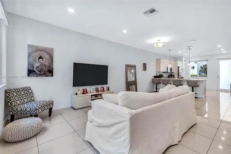 6416 NW 102nd Court Doral FL 33178