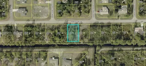 726 E Manhattan Street Lehigh Acres FL 33974