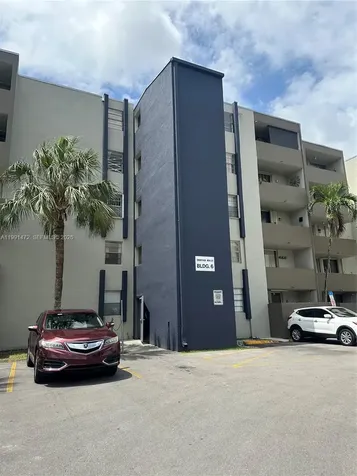 10090 NW 80th Court Hialeah Gardens FL 33016