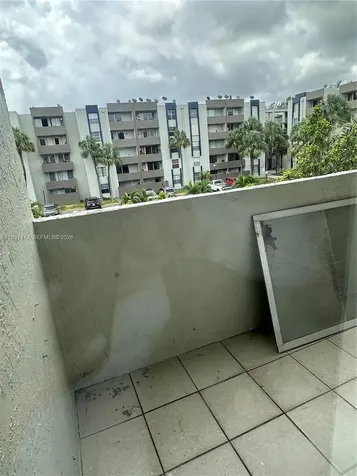 10090 NW 80th Court Hialeah Gardens FL 33016