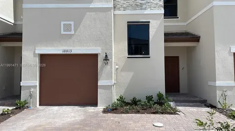 10013 SW 231 Lane Miami FL 33190