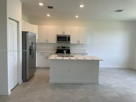 10013 SW 231 Lane Miami FL 33190