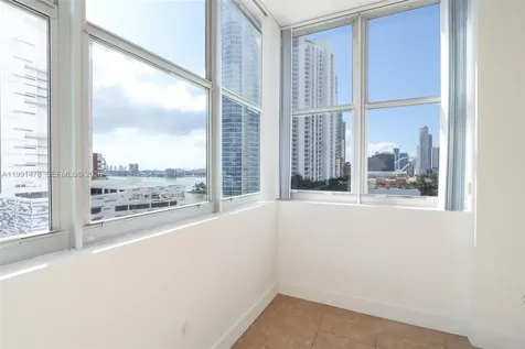 2200 NE 4th Avenue Miami FL 33137