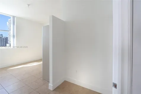 2200 NE 4th Avenue Miami FL 33137