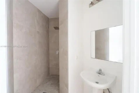 2200 NE 4th Avenue Miami FL 33137