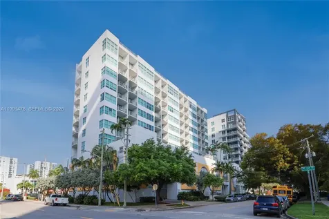2200 NE 4th Avenue Miami FL 33137