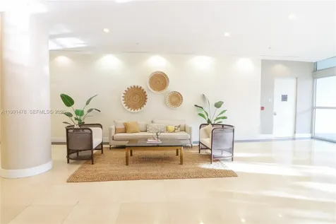 2200 NE 4th Avenue Miami FL 33137
