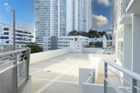2200 NE 4th Avenue Miami FL 33137