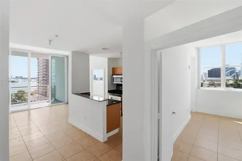 2200 NE 4th Avenue Miami FL 33137