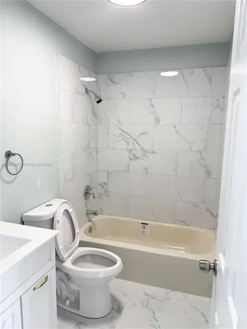804 SW 73rd Avenue North Lauderdale FL 33068