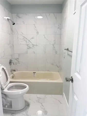 804 SW 73rd Avenue North Lauderdale FL 33068